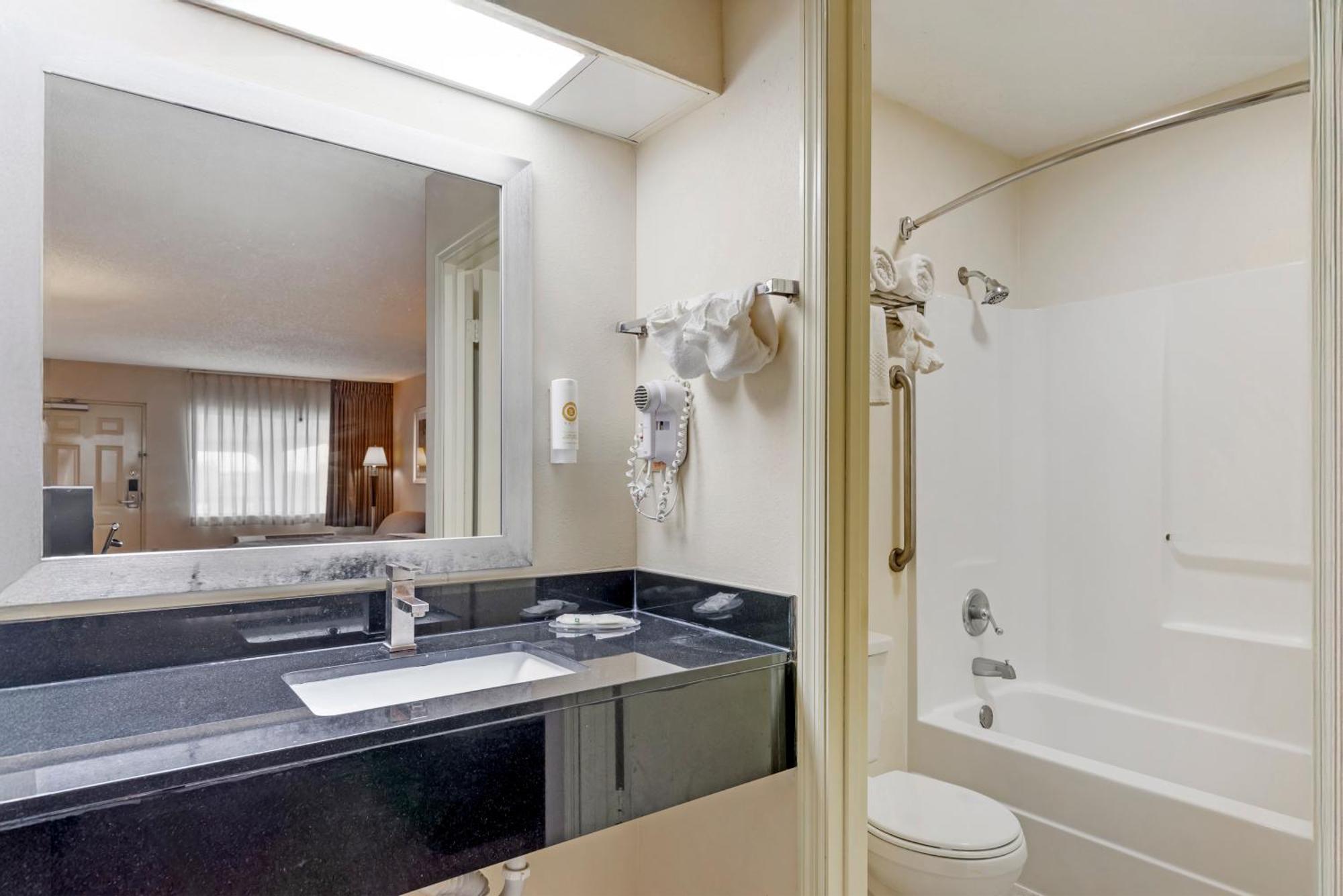 Quality Inn Корділ Екстер'єр фото